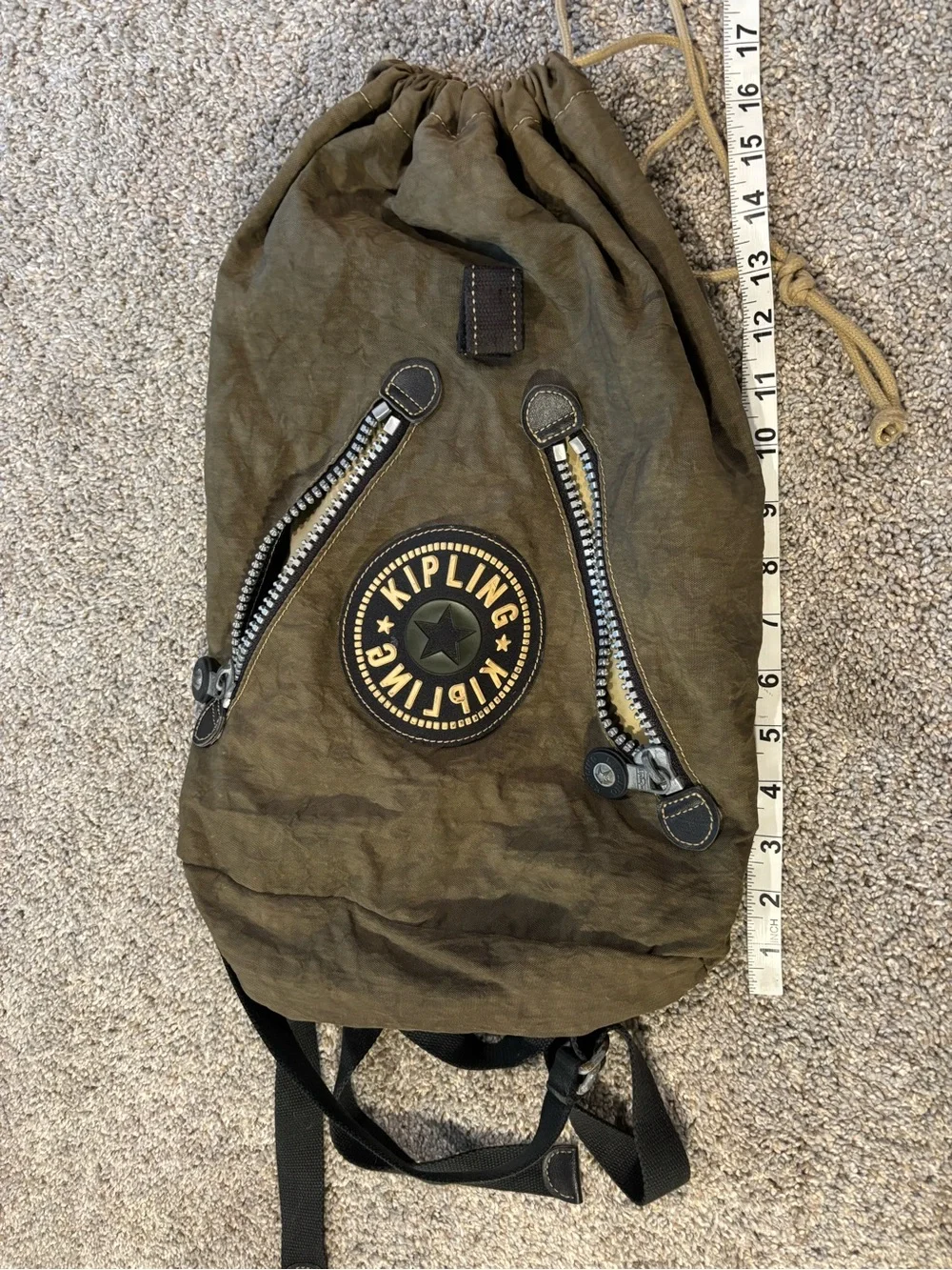 Kipling vintage green